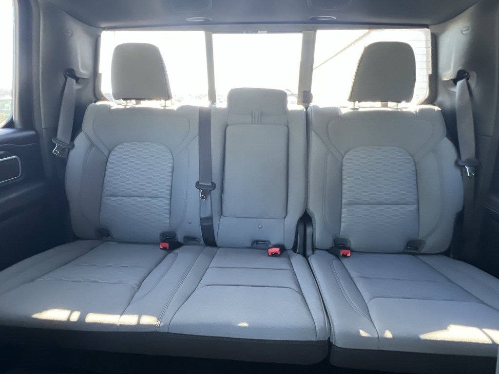 New 2026 RAM 1500 4x4 Crew Cab image 28