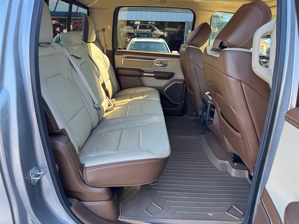 Used 2019 RAM 1500 Laramie image 23
