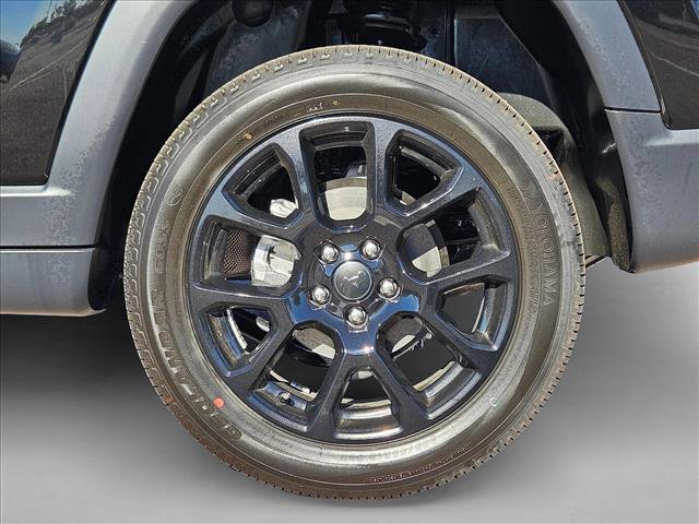 New 2026 Jeep Compass Latitude image 10