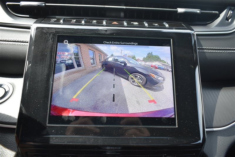 Used 2023 Jeep Grand Cherokee Altitude AWD/4WD image 16