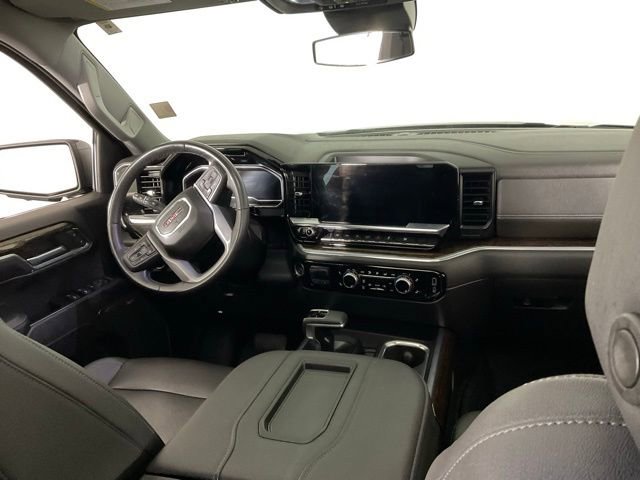 Used 2022 GMC Sierra 1500 Elevation w/ Elevation Premium Package image 33