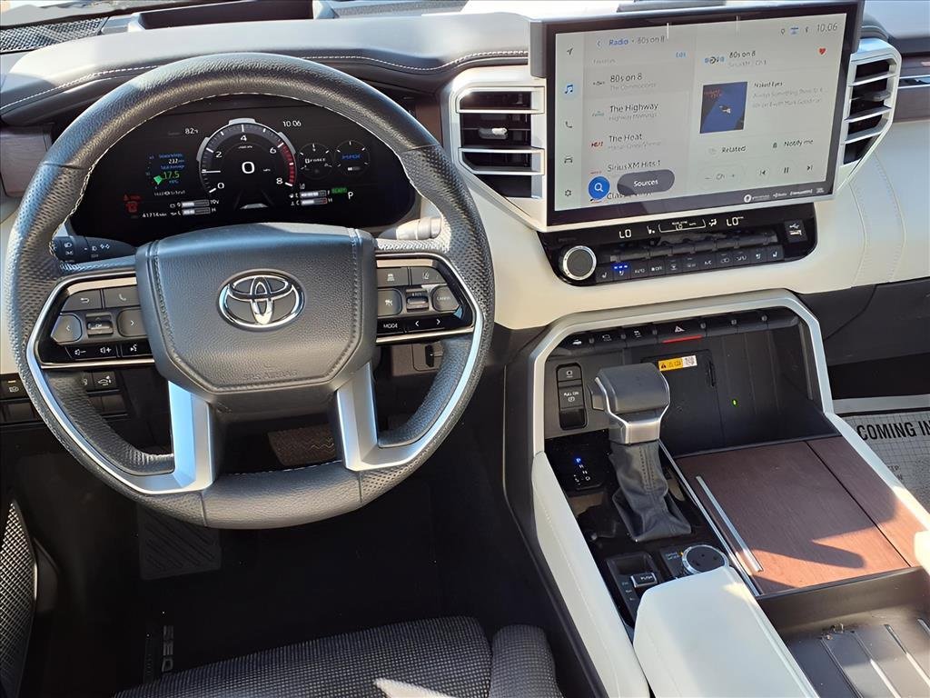 Used 2024 Toyota Sequoia Capstone image 4