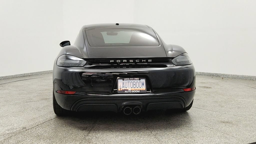 Used 2018 Porsche 718 Cayman GTS RWD image 4