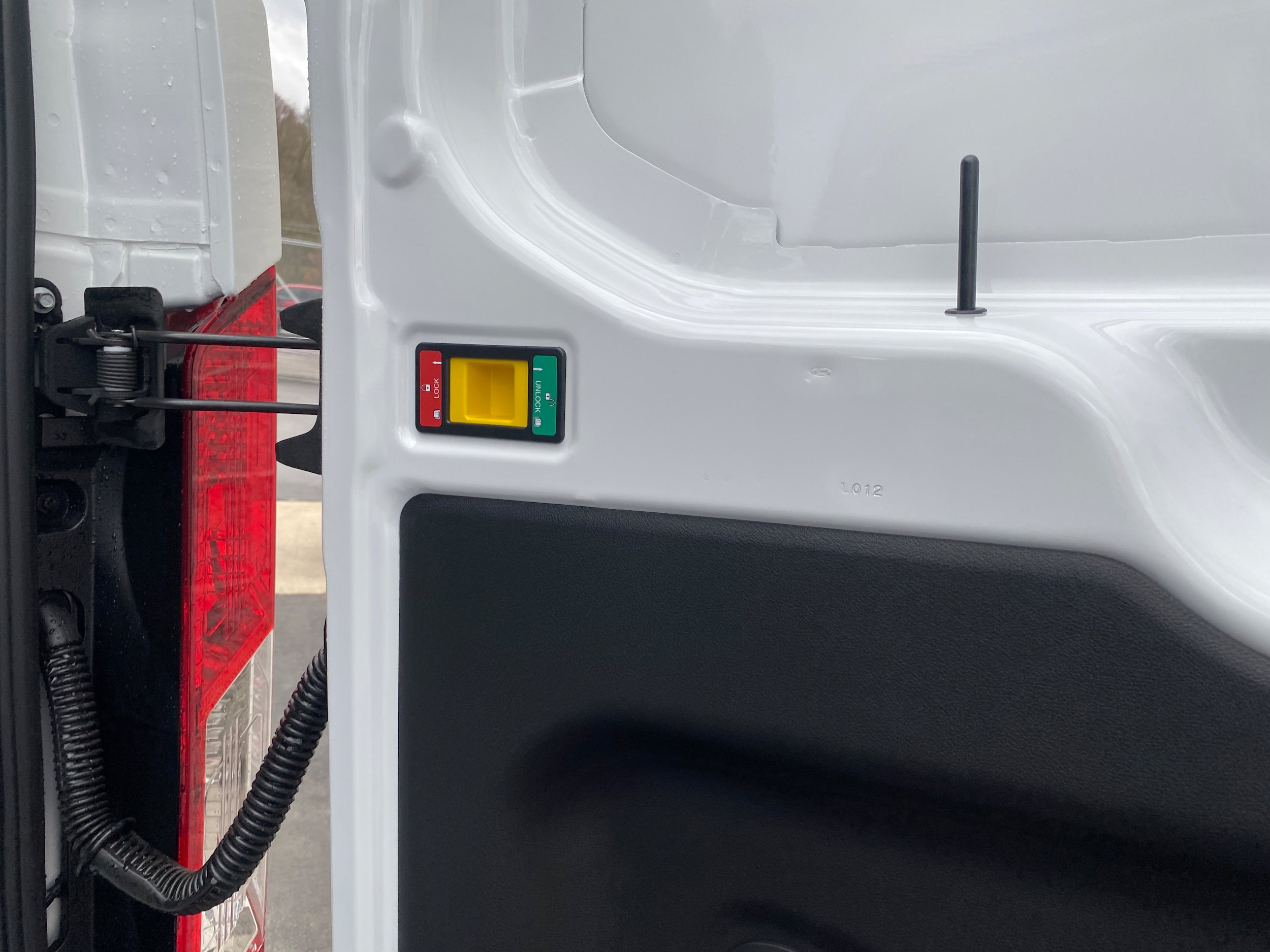 New 2025 Ford Transit 350 148 Low Roof RWD image 19
