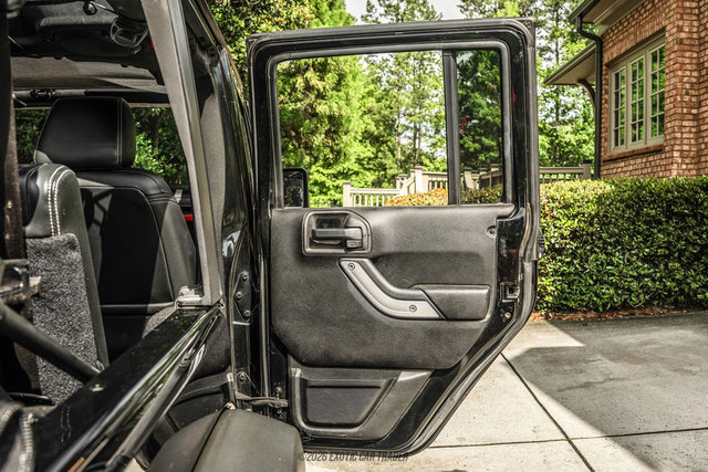 Used 2014 Jeep Wrangler Unlimited Rubicon AWD/4WD image 57