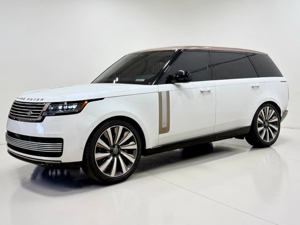 Used 2023 Land Rover Range Rover SV AWD/4WD image 12