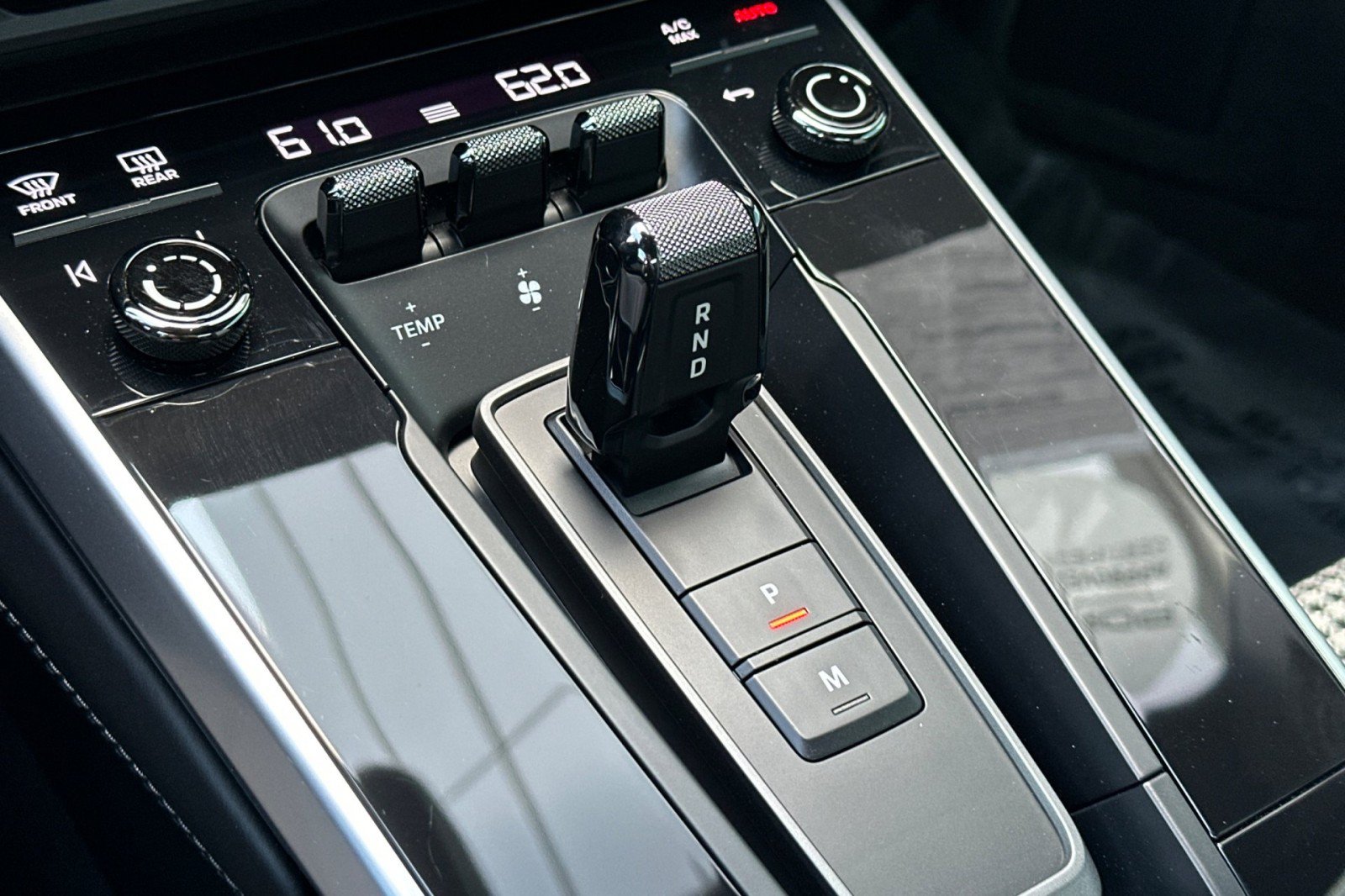 Certified 2024 Porsche 911 Turbo AWD/4WD image 21