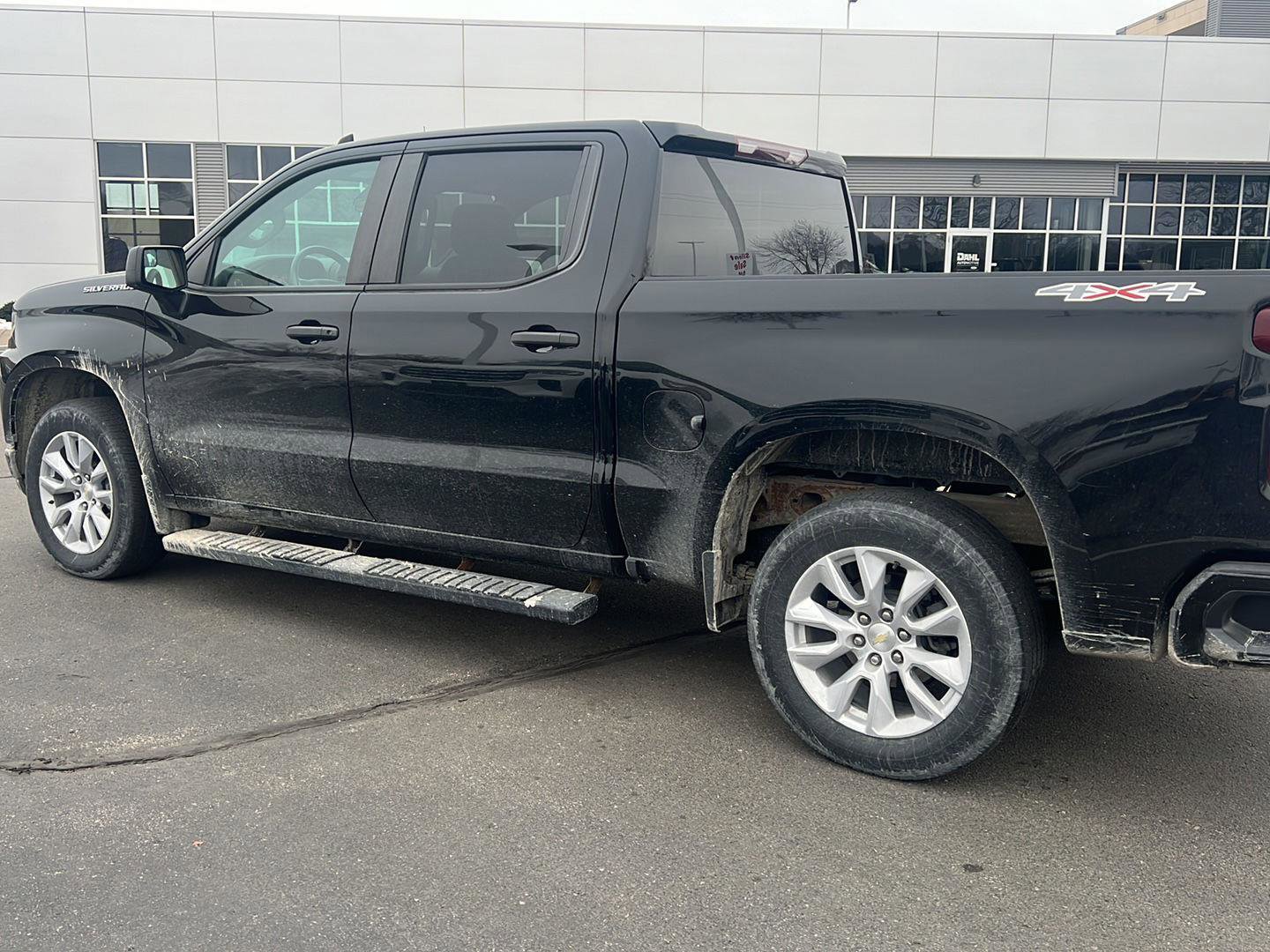 Used 2021 Chevrolet Silverado 1500 Custom w/ Safety Confidence Package image 9