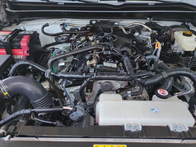 Certified 2024 Toyota Tacoma SR AWD/4WD image 21