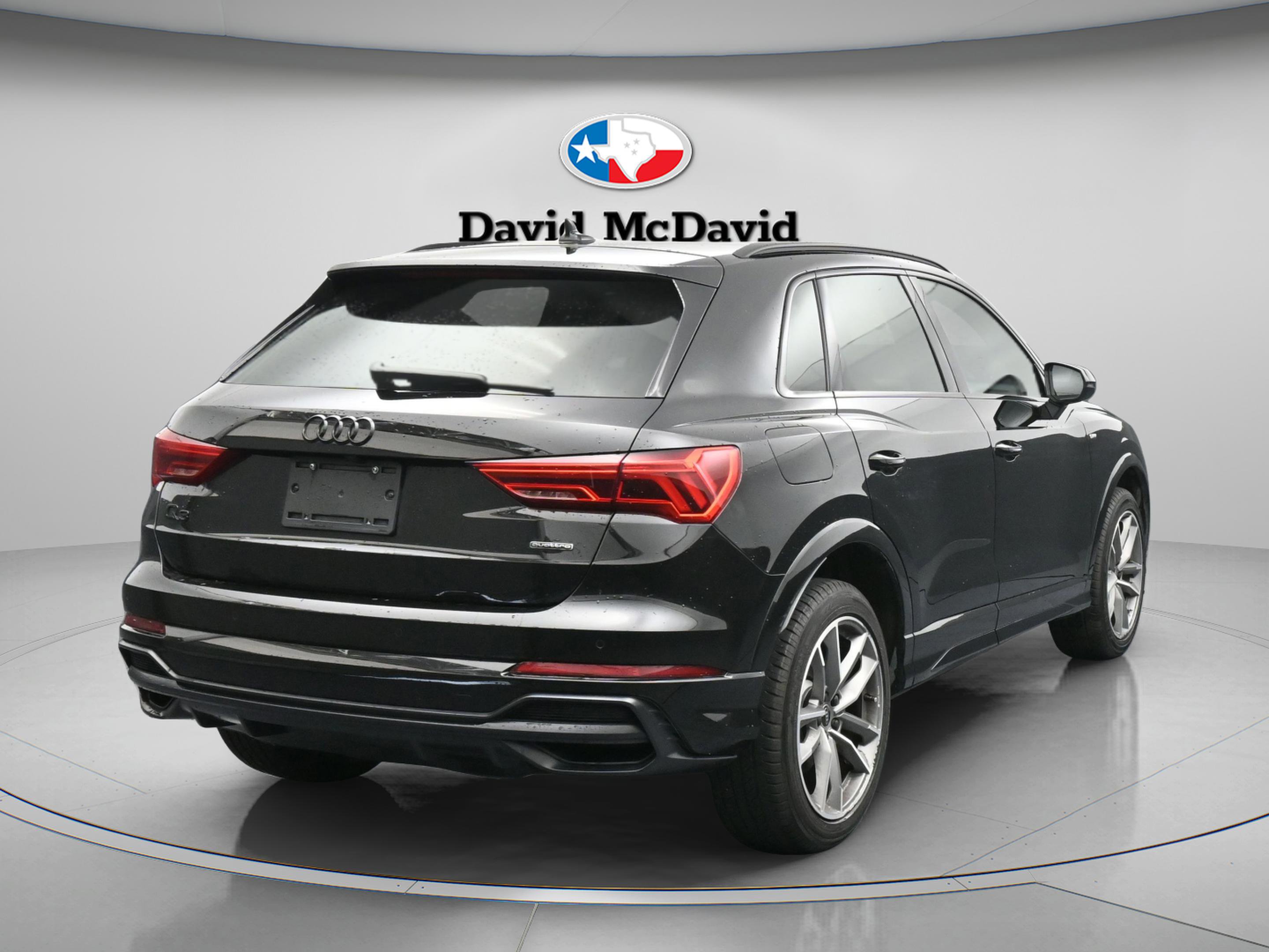 Used 2022 Audi Q3 2.0T Premium AWD/4WD image 8