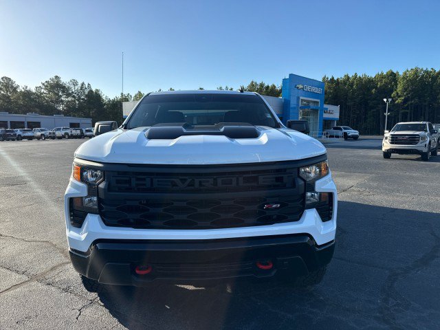 Used 2025 Chevrolet Silverado 1500 Custom Trail Boss AWD/4WD image 9