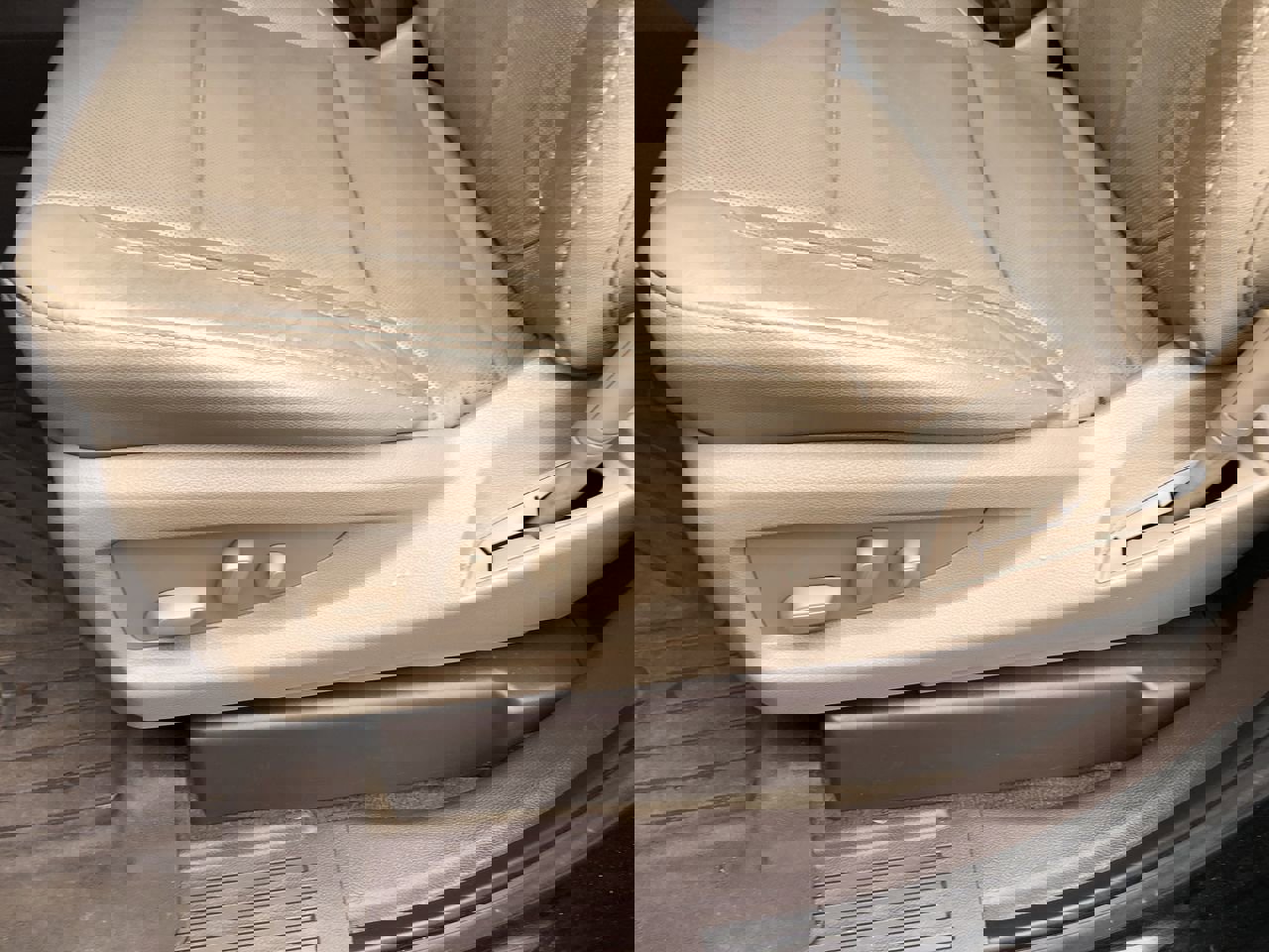 Used 2018 GMC Sierra 1500 SLT image 14