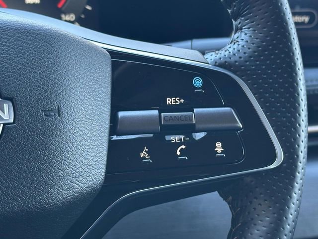 Used 2023 Nissan Ariya AWD image 23