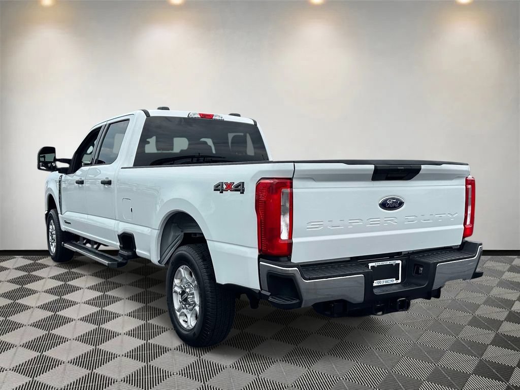 Used 2025 Ford F250 XLT AWD/4WD image 5