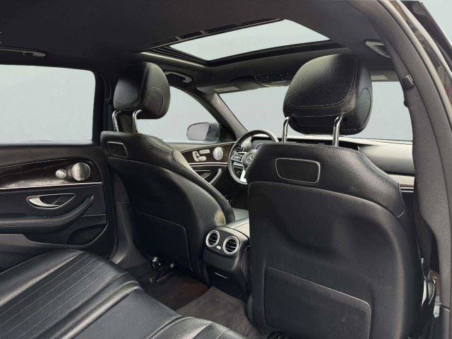 Used 2019 Mercedes-Benz E 300 w/ Premium 1 Package image 45