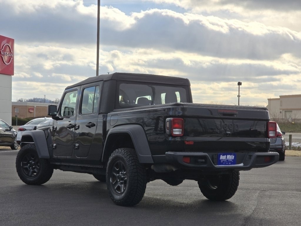 Used 2020 Jeep Gladiator Sport image 11
