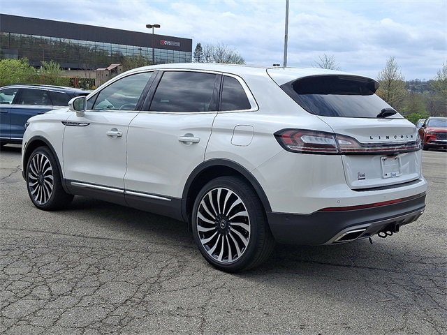 Used 2022 Lincoln Nautilus Black Label w/ Class II Trailer Tow Package image 4