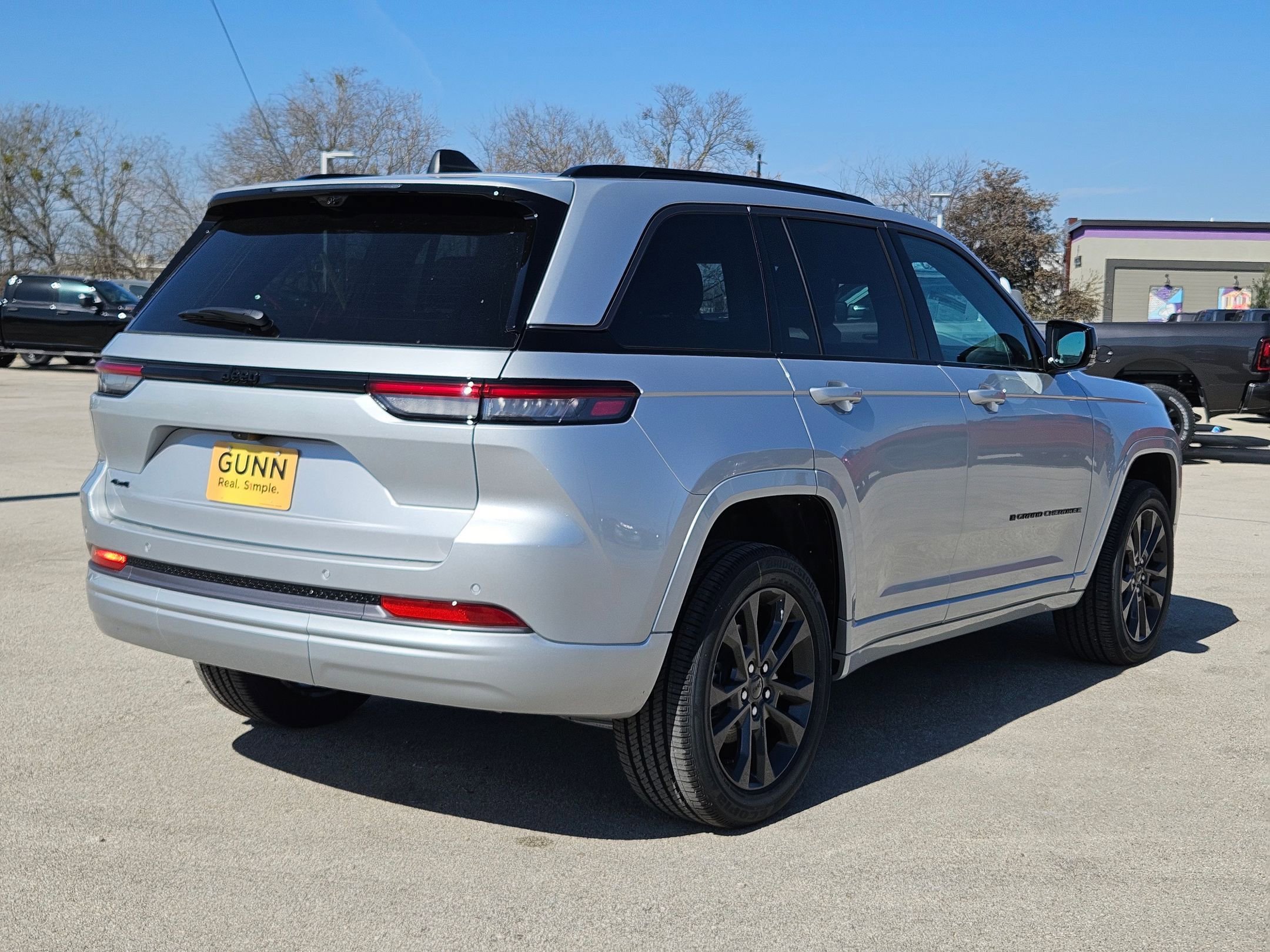 New 2026 Jeep Grand Cherokee Limited Reserve image 3