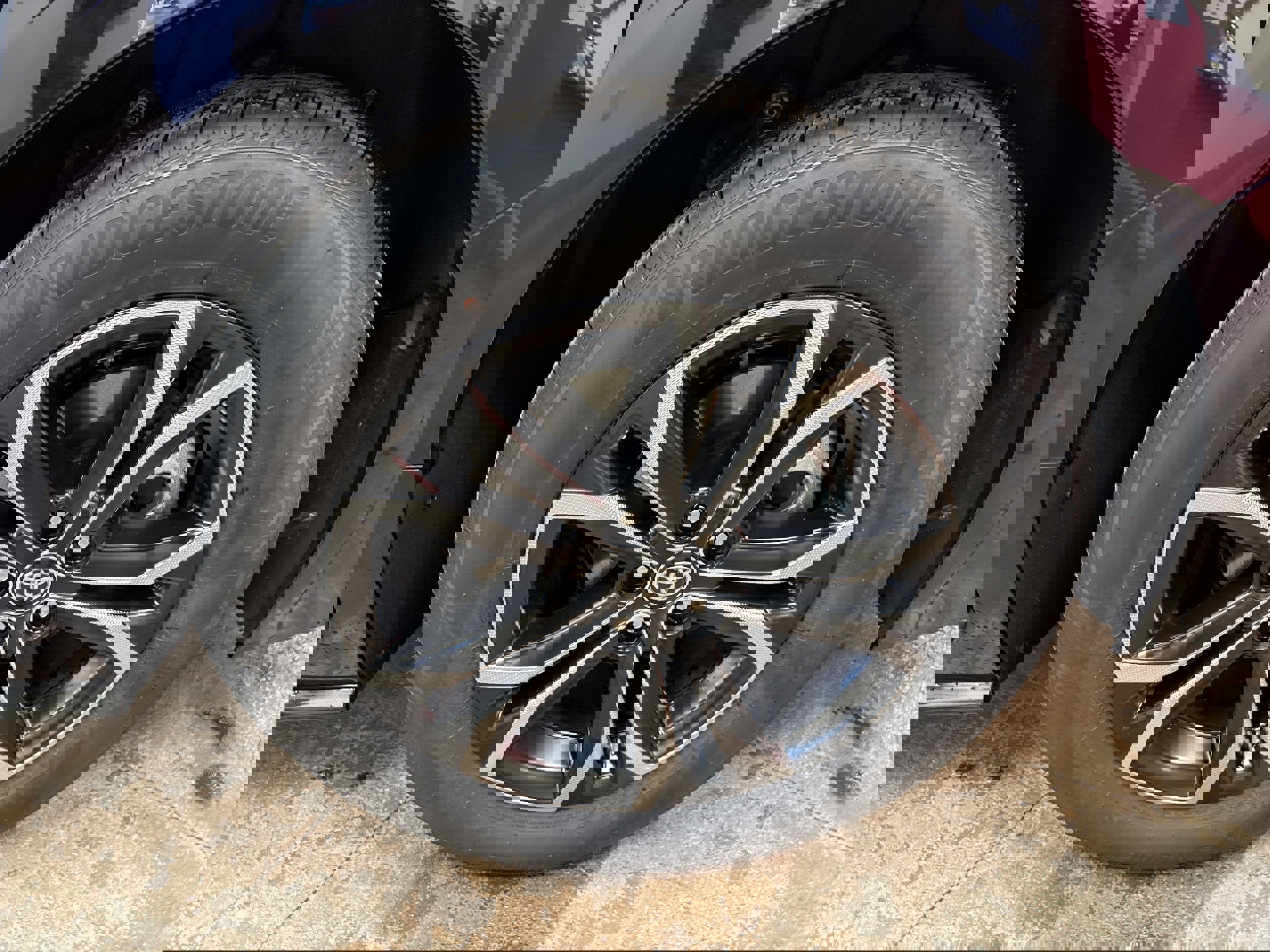 Used 2025 Toyota Sienna Platinum image 12