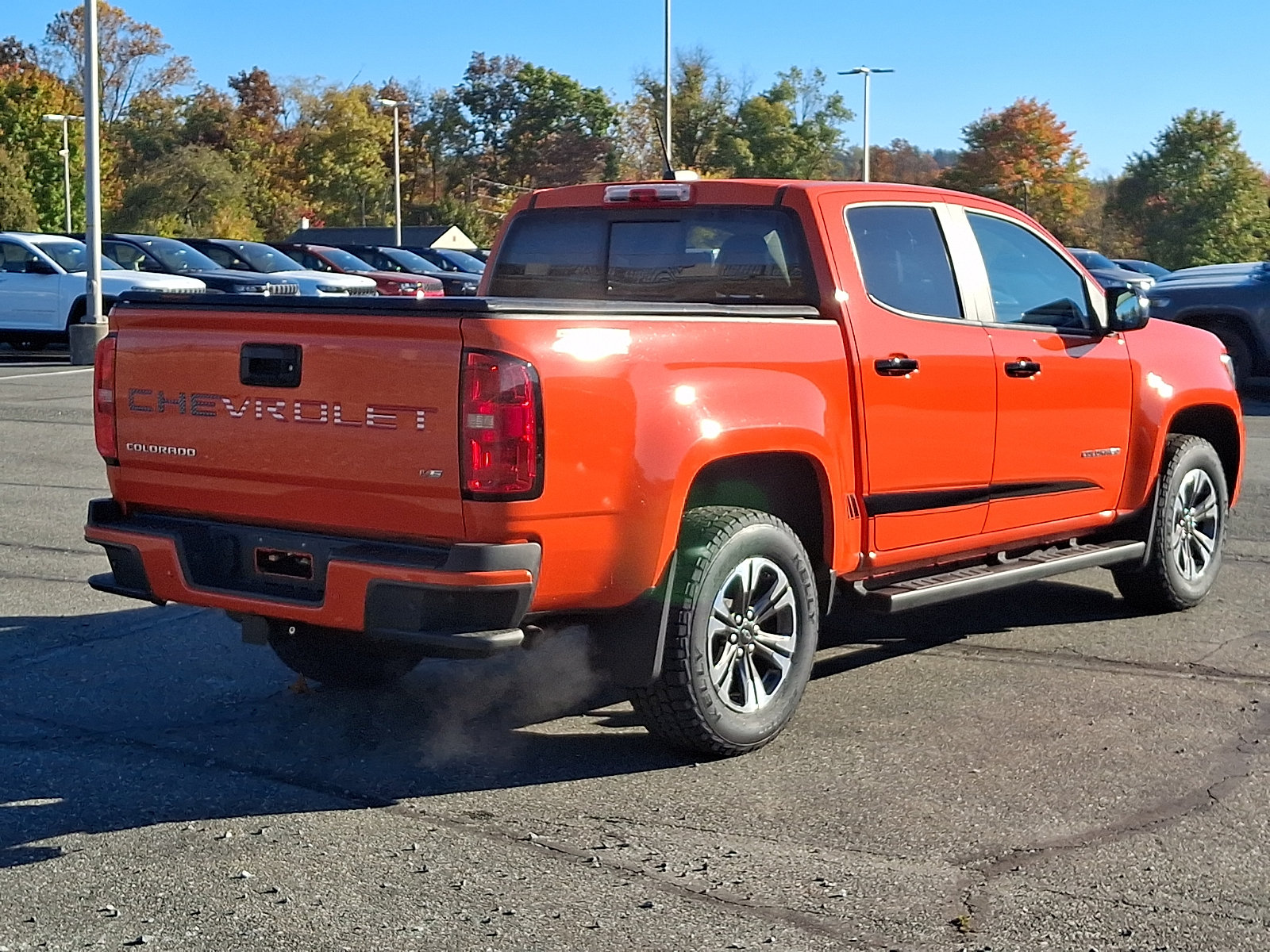 Used 2021 Chevrolet Colorado Z71 w/ Safety Package AWD/4WD image 7