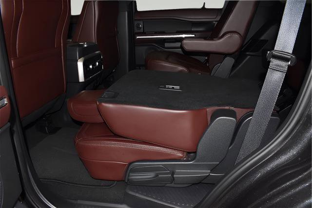 Used 2024 Ford Expedition Limited image 34