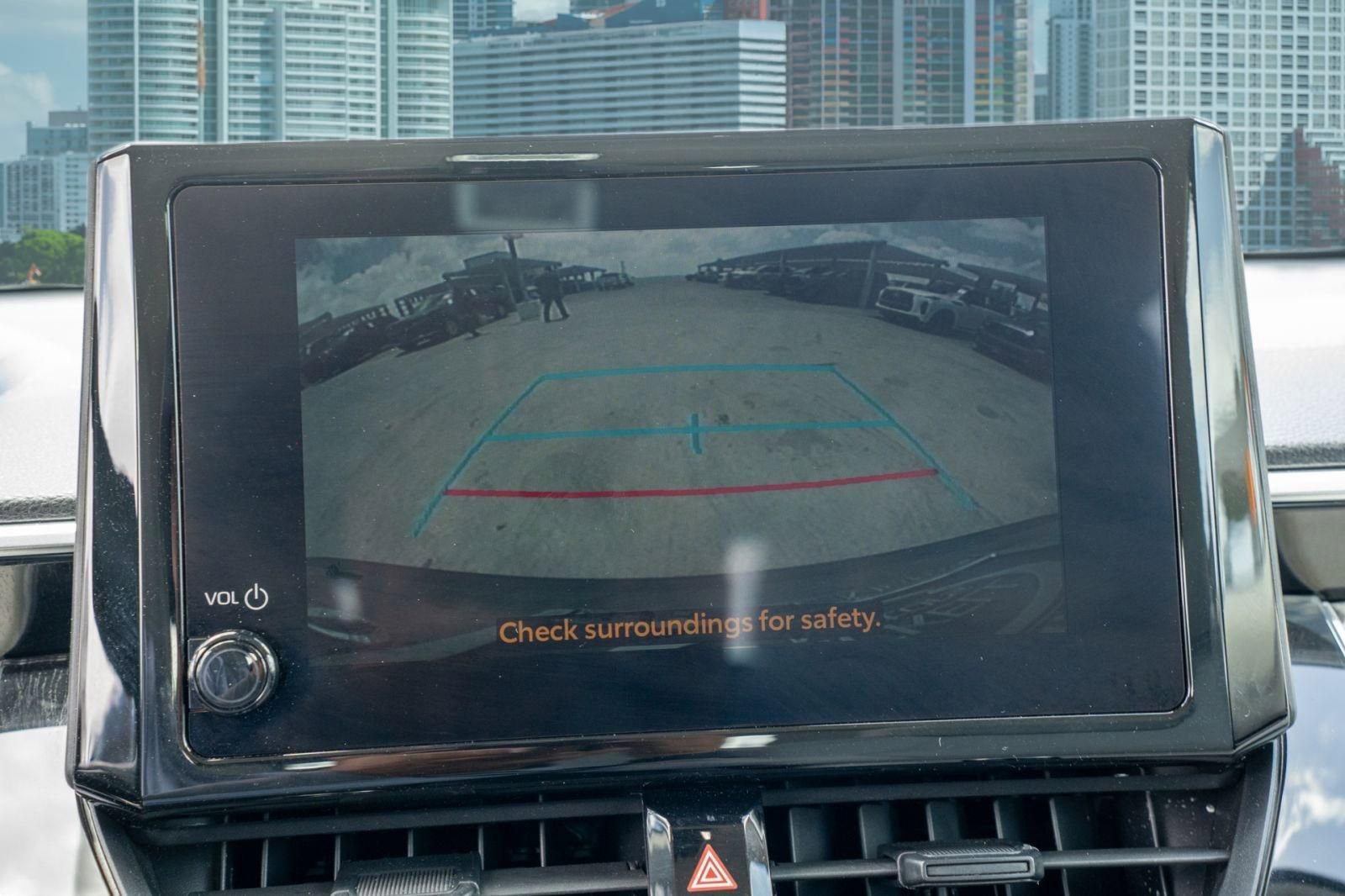 Used 2023 Toyota Corolla Cross L FWD image 32