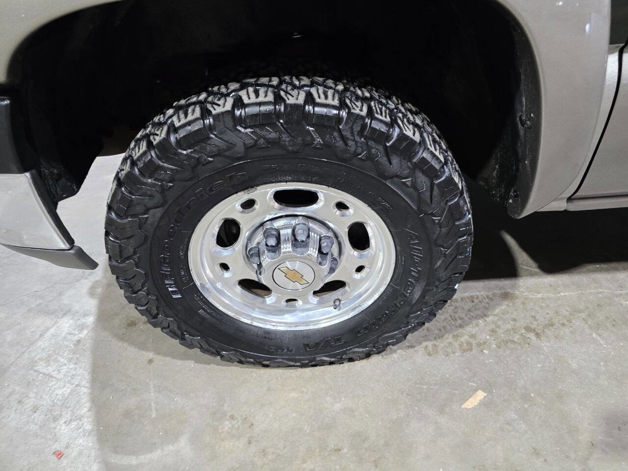 Used 2002 Chevrolet Silverado 1500 LT w/ Off-Road Skid Plate Pkg AWD/4WD image 26