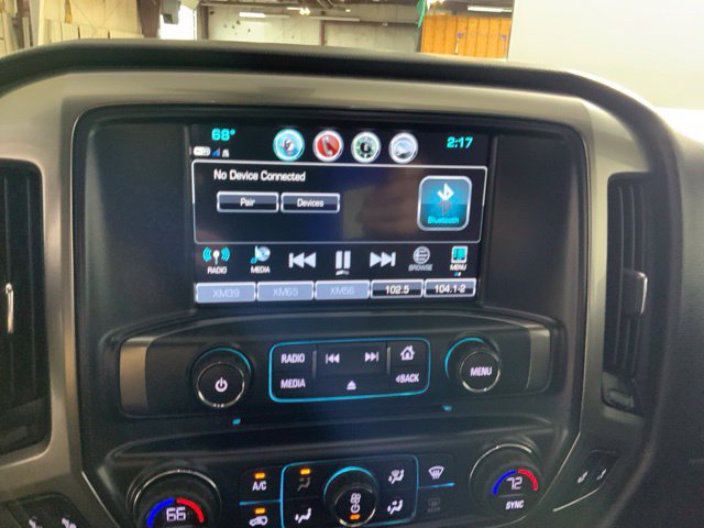 Used 2018 Chevrolet Silverado 1500 LT w/ All Star Edition AWD/4WD image 19