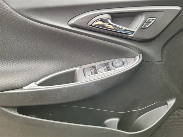 Used 2024 Chevrolet Malibu LT image 32