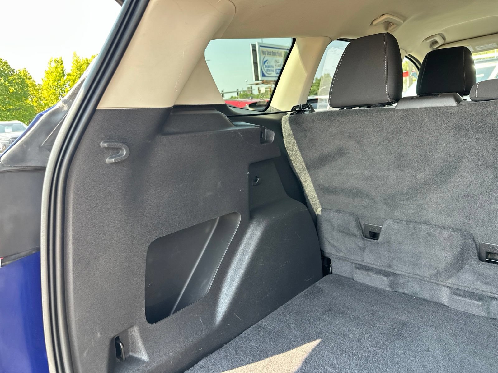 Used 2015 Ford Escape SE FWD image 28