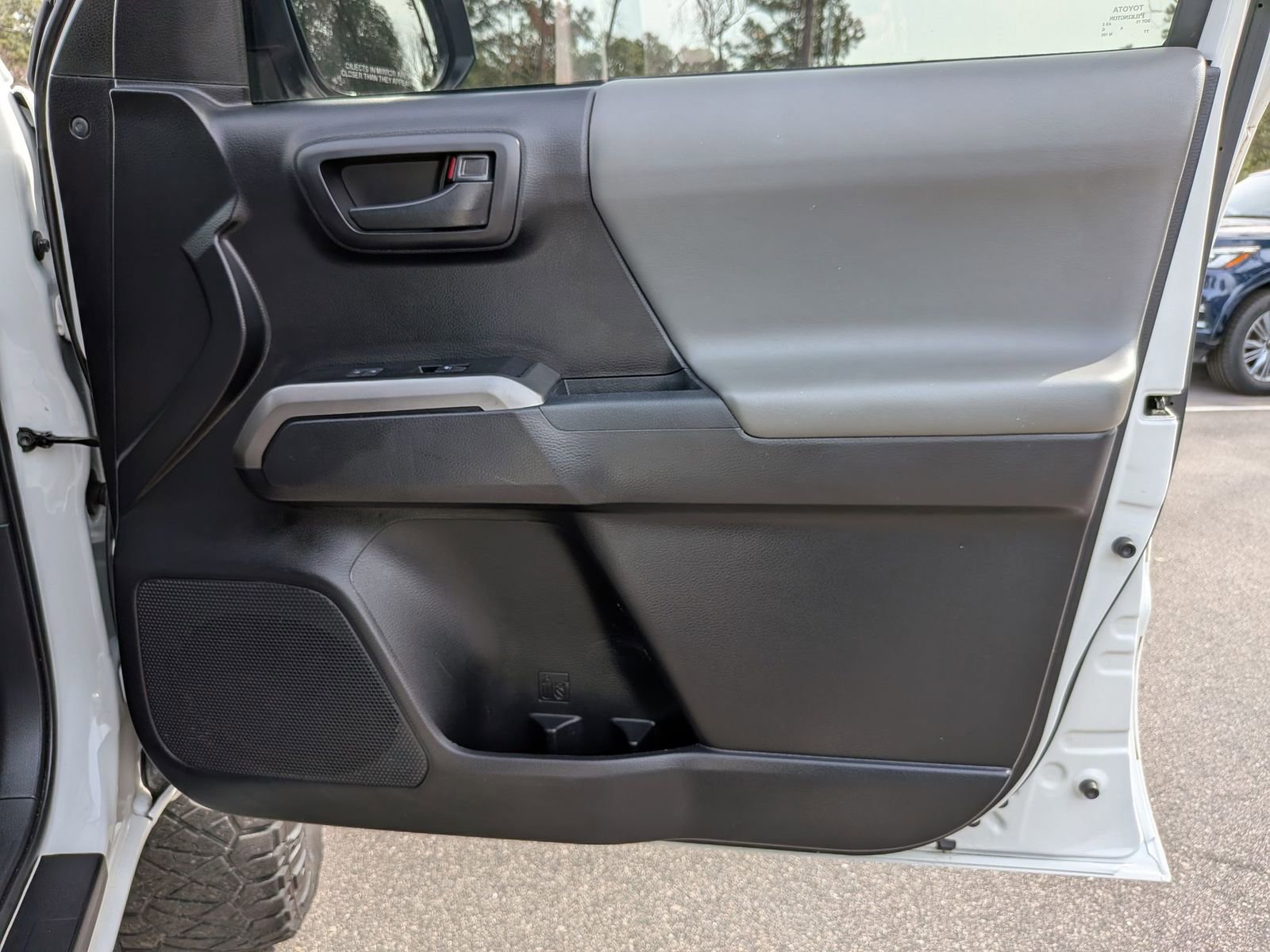 Used 2021 Toyota Tacoma SR5 image 34