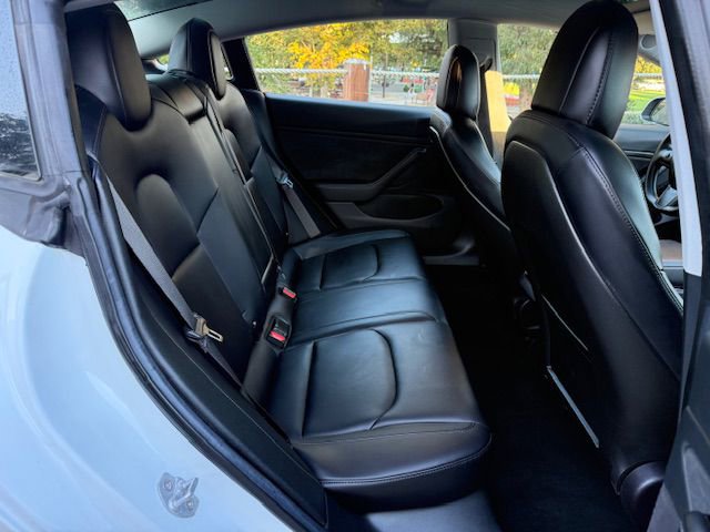 Used 2018 Tesla Model 3 Long Range image 22