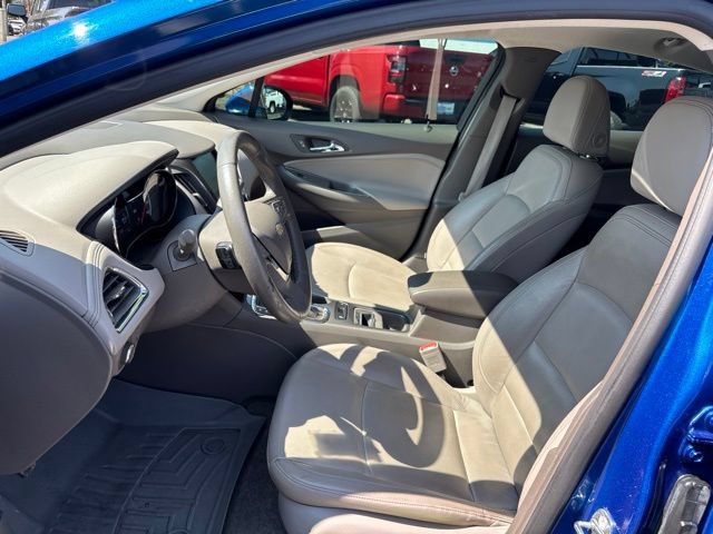 Used 2016 Chevrolet Cruze Premier FWD image 10