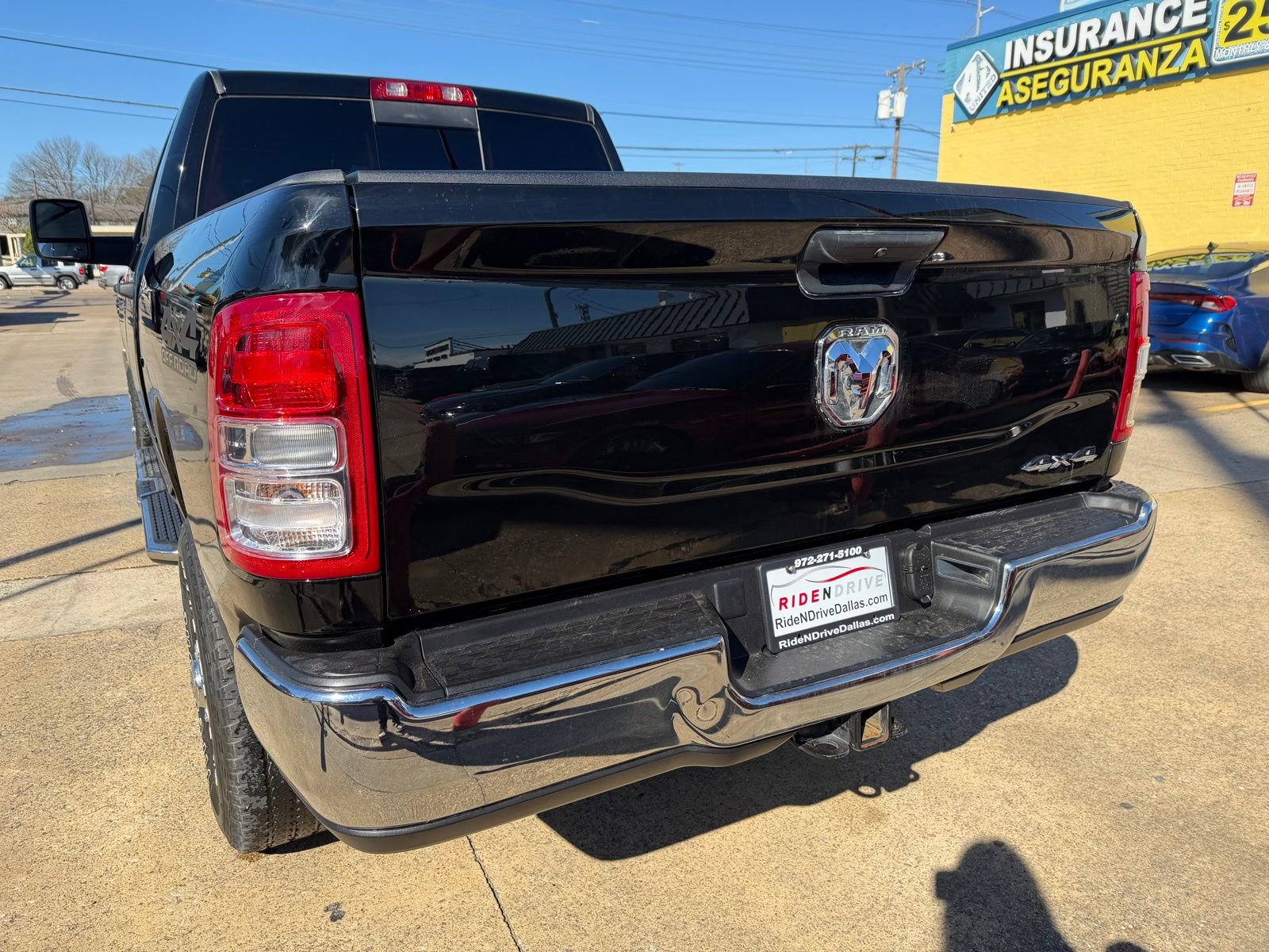 Used 2024 RAM 2500 Tradesman w/ Chrome Appearance Group image 5