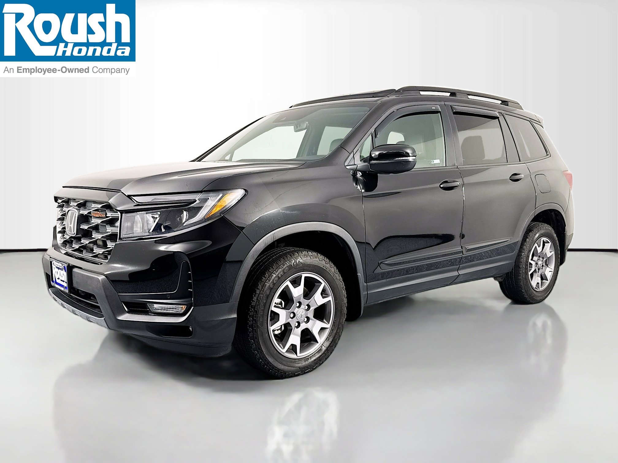 Certified 2023 Honda Passport TrailSport image 1