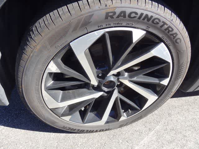 Used 2024 Mitsubishi Outlander SE AWD/4WD image 24