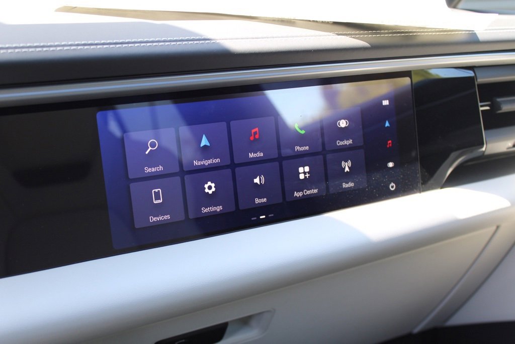 New 2024 Porsche Macan 4 Electric image 26