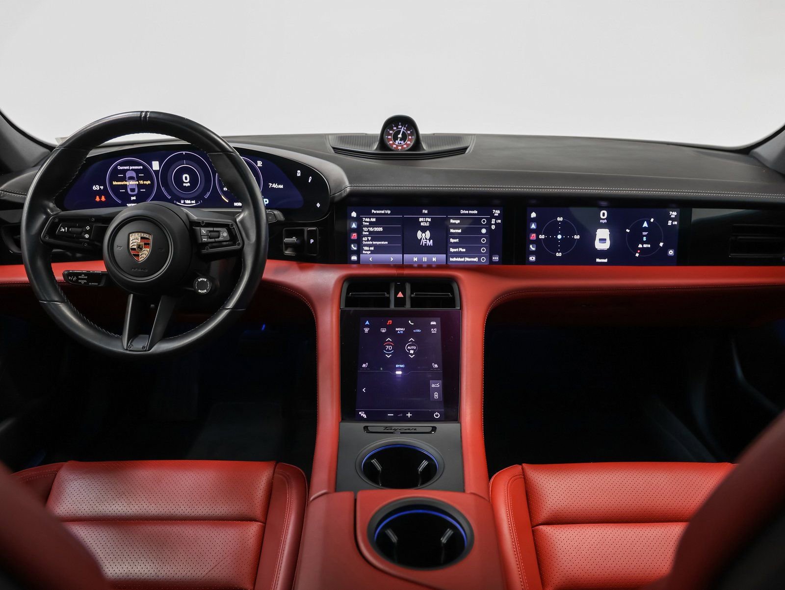 Certified 2023 Porsche Taycan image 25