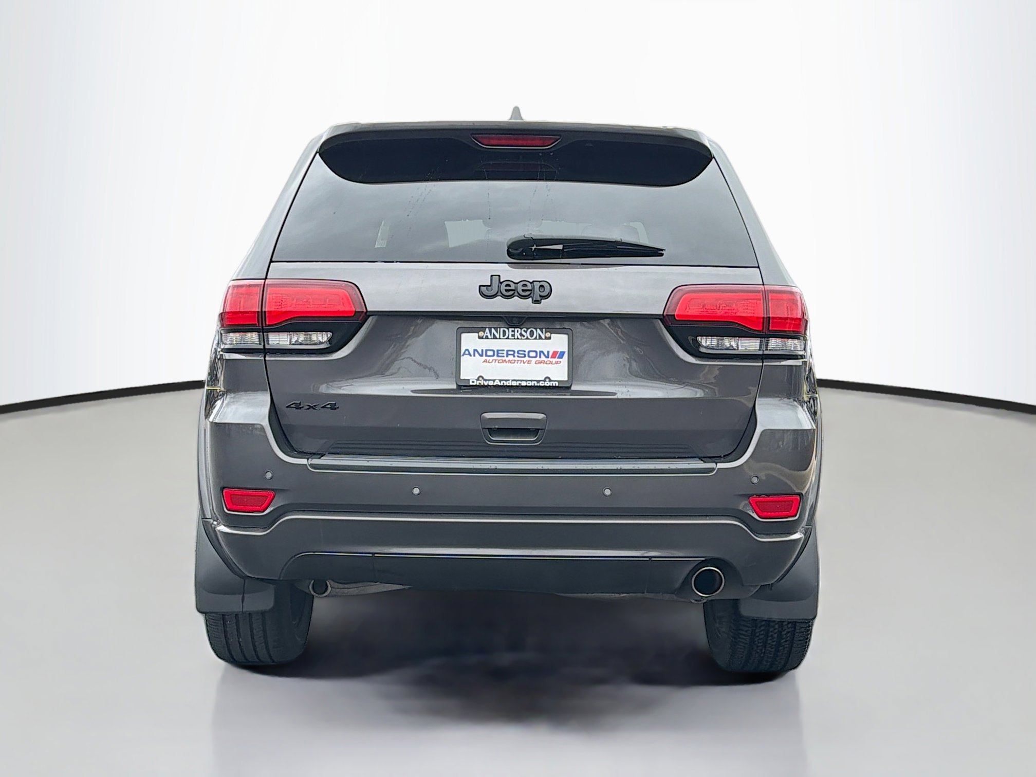 Used 2019 Jeep Grand Cherokee Altitude image 17