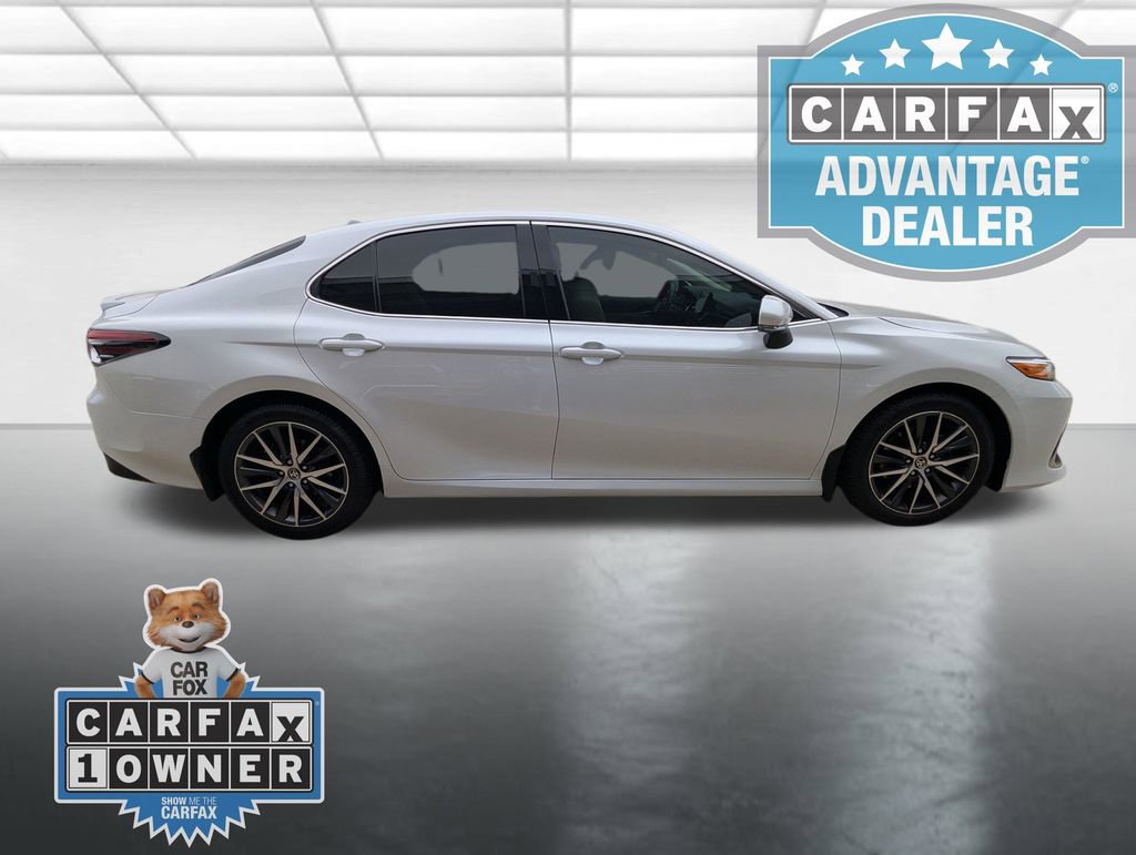 Used 2024 Toyota Camry XLE FWD image 28