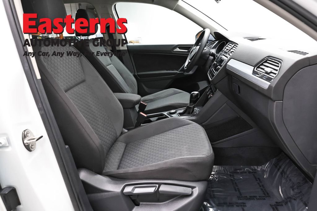 Used 2020 Volkswagen Tiguan S image 24