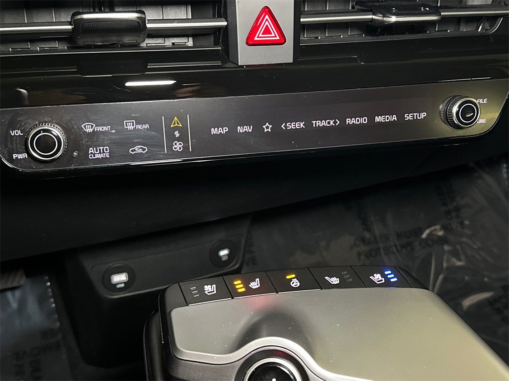 Certified 2024 Kia EV6 Wind w/ Wind Technology Package image 29