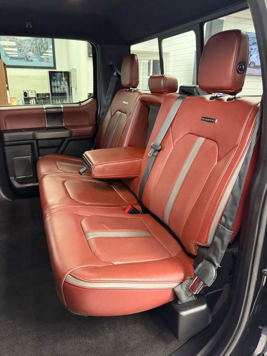 Used 2018 Ford F150 Platinum w/ Equipment Group 701A Luxury AWD/4WD image 18