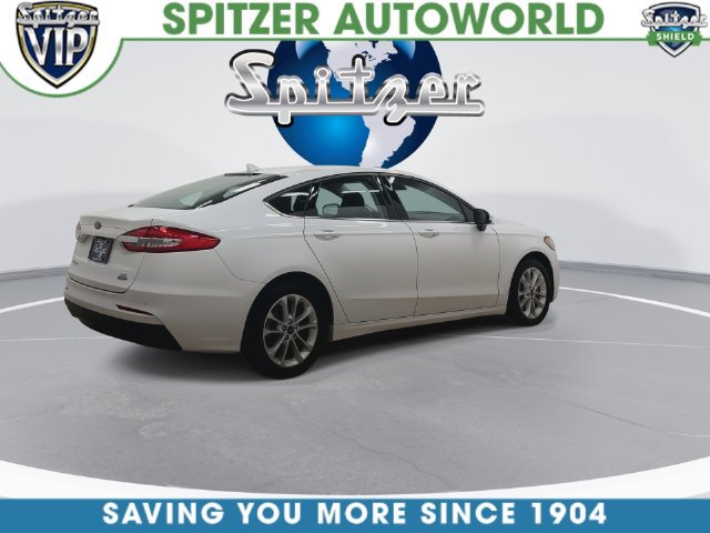 Used 2020 Ford Fusion SE FWD image 16