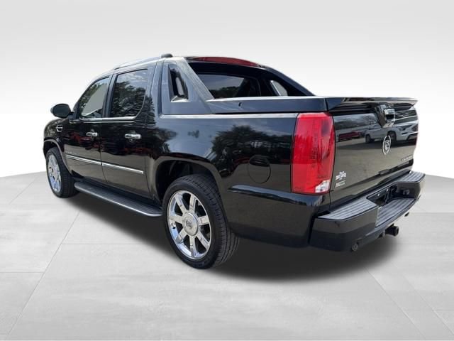 Used 2011 Cadillac Escalade EXT Luxury image 5