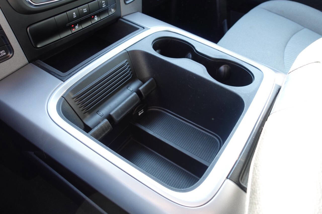 Used 2023 RAM 1500 Express w/ Wheel & Sound Group image 40