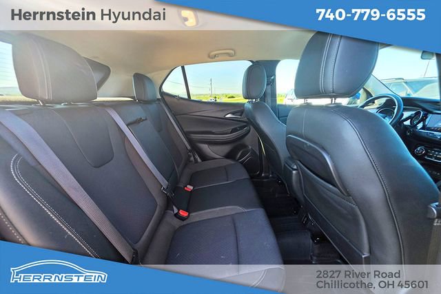 Used 2023 Buick Encore GX Select AWD/4WD image 27