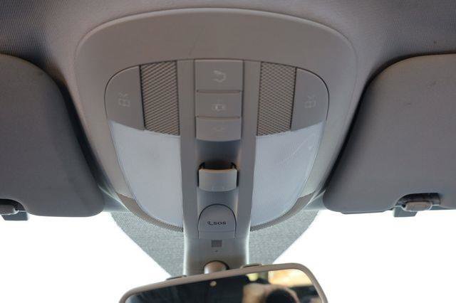 Used 2012 Mercedes-Benz GL 450 4MATIC image 36