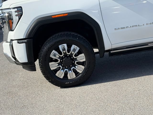 Used 2024 GMC Sierra 2500 Denali w/ Denali Reserve Package AWD/4WD image 9