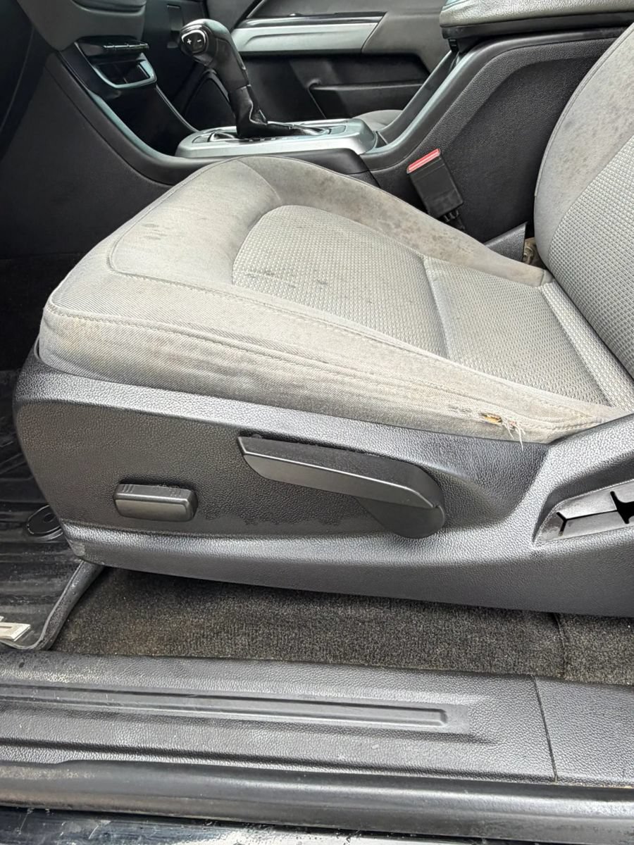 Used 2018 Chevrolet Colorado LT AWD/4WD image 14